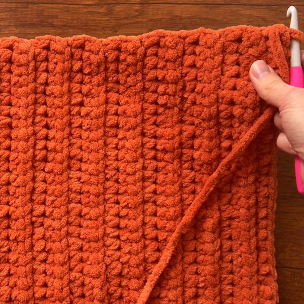 Chunky Crochet Pumpkin Pillows (2 Sizes!) PDF Pattern