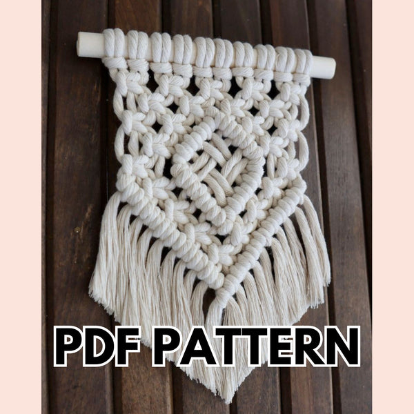 “Auda” Mini Macrame Wall Hanging PDF Pattern | Woven Diamond Design