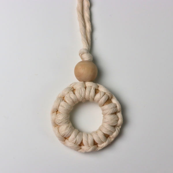 5 Macrame Christmas Ornament Patterns