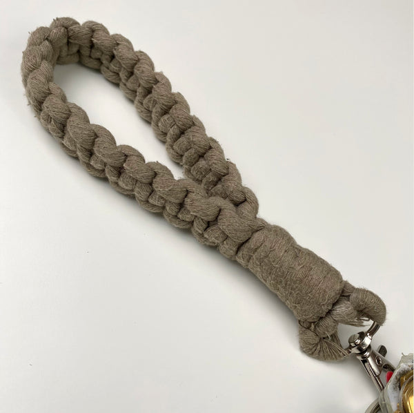 Macrame Wristlet Keychain Pattern