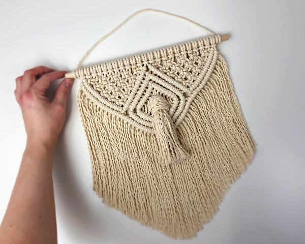 Small Macrame Wall Hanging Pattern