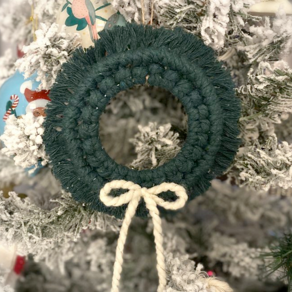 7 Macrame Christmas Ornament Patterns