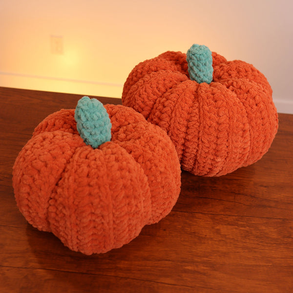 Chunky Crochet Pumpkin Pillows (2 Sizes!) PDF Pattern